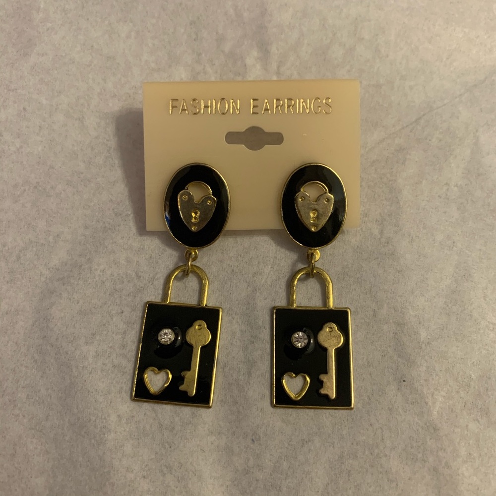 🔶3 FOR $8!!! Lock & Key Earrings
